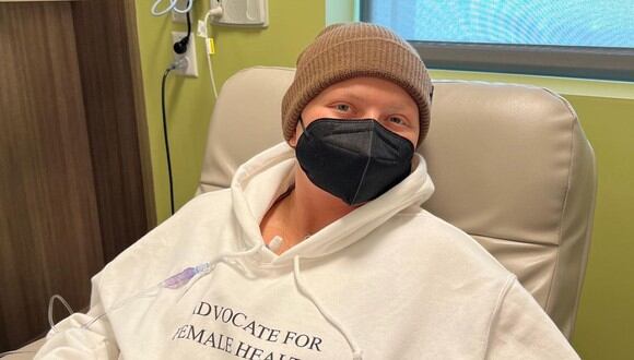 Joven fue diagnosticada con cáncer de ovario después de que por años los médicos descartaran sus síntomas. (Foto: @jessie_sand / Instagram)