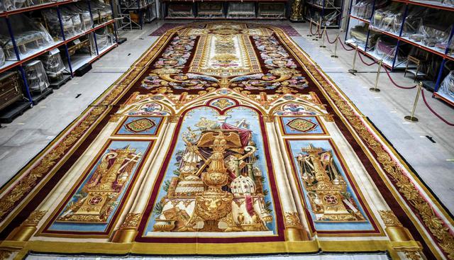 El valioso tapiz de Notre Dame, afectado por el agua, está fuera de peligro. (Foto: AFP)