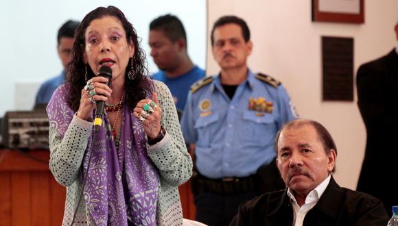 Rosario Murillo, la esposa del presidente Daniel Ortega, no solamente es la mujer más influyente de Nicaragua, sino que también se convirtió, tras los controvertidos comicios de 2016, en la vicepresidenta del país, sumido actualmente en una crisis que deja cerca de 200 muertos. (Foto: Reuters/Oswaldo Rivas)