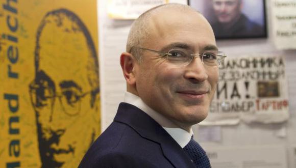 Mijail Jodorkovski era el due&ntilde;o de Yukos hasta que Rusia se la expropi&oacute; y lo encarcel&oacute;. Estuvo preso 10 a&ntilde;os. (Foto: Reuters).
