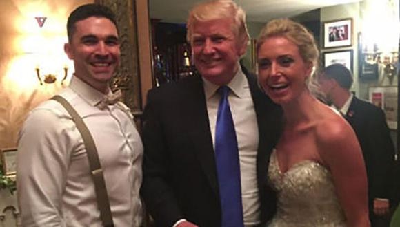 El presidente de Estados Unidos, Donald Trump, apareció repentinamente en una boda. (Foto: Twitter)