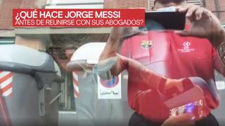 Jorge Messi y las noticias en su celular: esto captó la televisión española del padre de Lionel