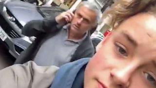 José Mourinho agredió a joven de 14 años que lo grababa (VIDEO)