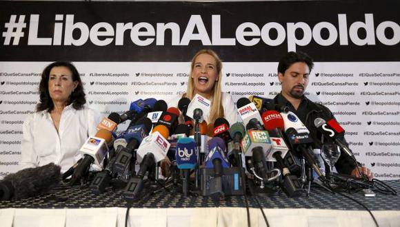 Esposa dice que Leopoldo López perdió 5 kilos por huelga