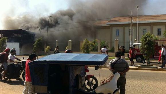 Chiclayo: almacén de constructora se incendió durante dos horas