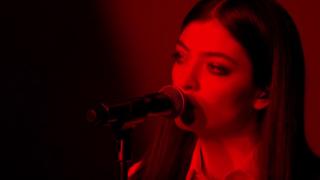 Brit Awards: Lorde rindió homenaje a David Bowie [VIDEO]