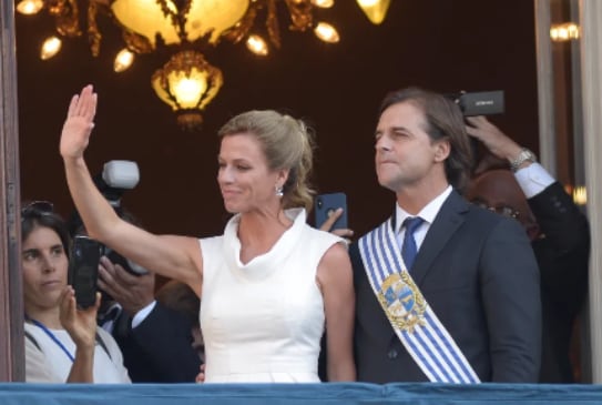 Luis Lacalle Pou, together with Lorena Ponce de León, at the inauguration in Montevideo, on March 1, 2020.