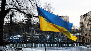 Europa y Estados Unidos evalúan ayuda económica para Ucrania