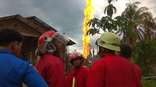 Un voraz incendio de un pozo petrolífero deja18 muertos y 41 heridos en Indonesia