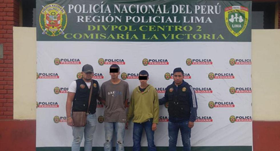 Efectivos policiales de la comisaría La Victoria detuvieron a dos ciudadanos de nacionalidad extranjera. (Foto: Mininter)