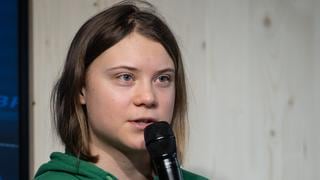 Greta Thunberg dice que asistentes al foro de  Davos “alimentan la destrucción del planeta”