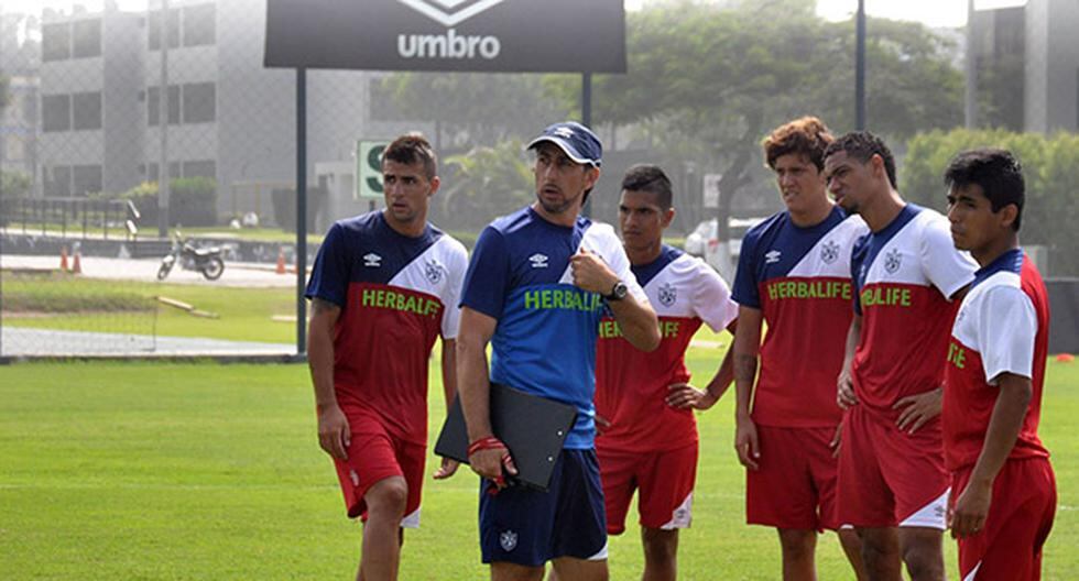 Cristian Díaz afina su equipo para el partido con Juan Aurich. (Foto: Facebook/Deportivo San Martín)