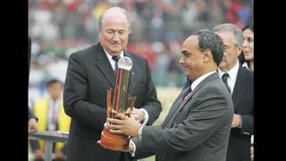 "Blatter es el Manuel Burga de la FIFA", por Pedro Canelo