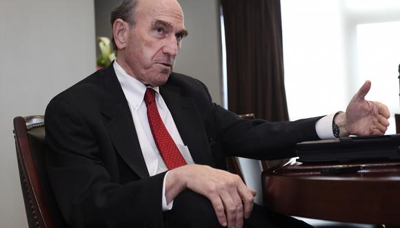 Elliott Abrams se mostró optimista ante la pronta salida de Maduro del poder. “No dudo de que vamos hacia una Venezuela libre. No sé cuándo exactamente, pero no está lejos”, dijo. (Rolly Reyna / El Comercio)