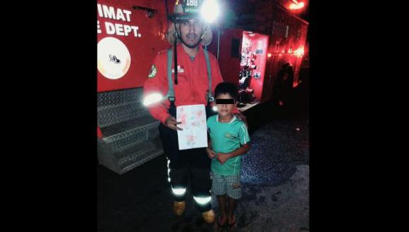 Incendio en Trujillo: el conmovedor gesto de un niño en agradecimiento a los bomberos