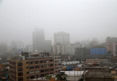 Distritos de Lima amanecieron con una densa neblina