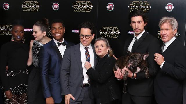 J.J. Abrams revivió la saga "Star Wars" con "The Last Jedi" (2015) y terminará el trabajo con el "Episodio IX" (2019). (Foto: AP)