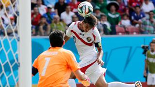 Italia vs. Costa Rica: así fue el gol de cabeza de Bryan Ruiz
