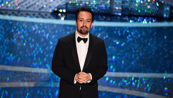 Lin-Manuel Miranda no asistirá a la ceremonia  Oscar tras positivo a COVID-19 de su esposa. (Foto: Mark RALSTON / AFP)