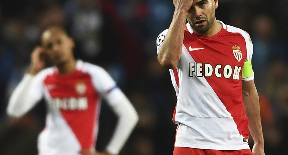 Radamel Falcao erró un penal a favor del Monaco en el partido por Champions League. (Foto: Getty Images)