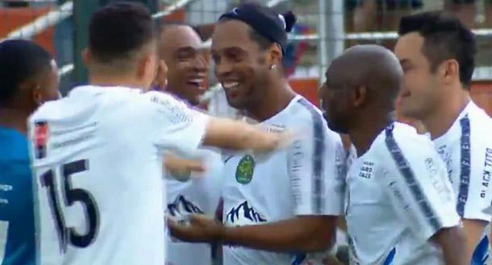 No te pierdas el espectacular gol de Ronaldinho en un partido amistoso disputado en Brasil. (Foto: YouTube)