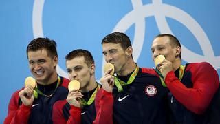 Michael Phelps y su celebración por presea de oro en Río 2016