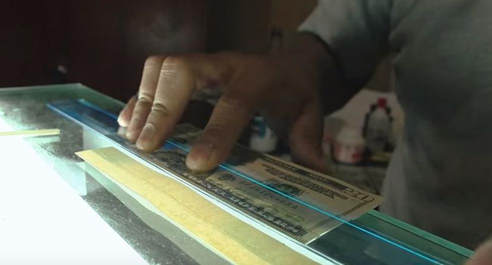 Así se fabrican los dólares falsos en el Perú (Captura YouTube / Vice News)