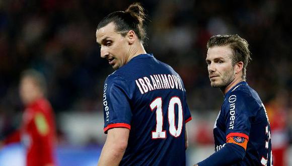 Zlatan Ibrahimovic y David Beckham jugaron junto en el PSG. Ahora el sueco milita en la MLS, donde alcanzó el medio millar de goles. (Foto: AFP)