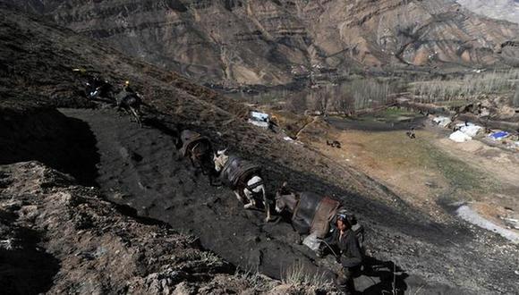 La minería ilegal es común en Afganistán, un país rico en recursos. (Foto referencial: AFP).