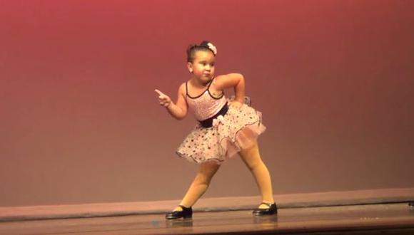 Niña se convirtió en la reina del soul con su baile [VIDEO]