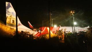 Lluvia y vientos huracanados dificultaron aterrizaje de avión que se accidentó en India con más de 190 personas
