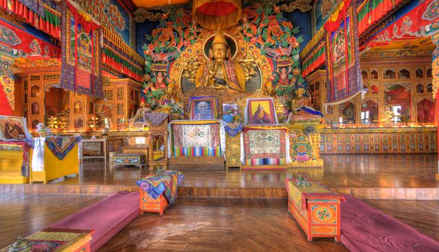 El monasterio de Kopan, ubicado a 30 minutos del centro, ofrece hospedaje desde US$7 por día.  Foto: Istock.