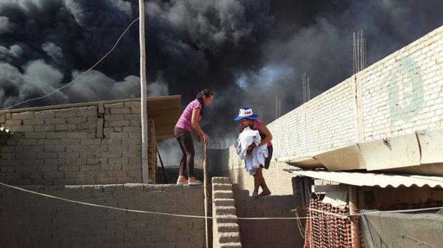 Chiclayo: incendio causado por pirotécnico destruyó 6 viviendas - 3