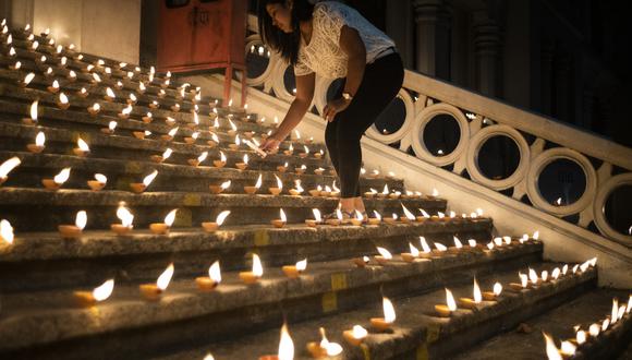 Vigilia por las víctimas de los atentados en Sri Lanka. (Foto: AFP)