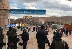 Puno: turistas afectados por bloqueo de salida de aeropuerto