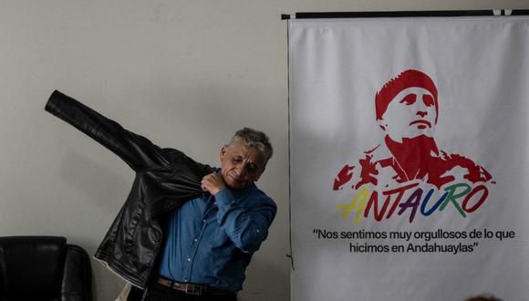 Humala dice que impulsará dos partidos, uno con las siglas A.N.T.A.U.R.O. y el otro con las iniciales P.E.R.U. Ninguno tiene inscripción actualmente. (Foto: AFP)