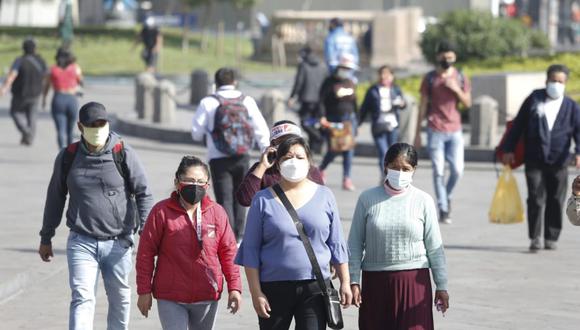 El brillo solar y la sensación de calor se acentúan en el verano. (Foto: Jorge Cerdan / @photo.gec)