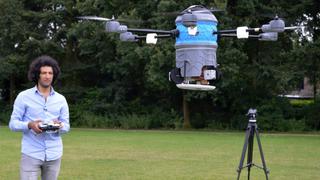 Primera entrega a domicilio hecha con drones llevaba rosquillas