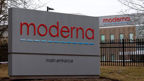 Moderna se convierte en la segunda empresa estadounidense, tras Pfizer, que solicita autorización de emergencia para empezar a vender su producto. En la imagen, una vista de la sede de Moderna, en Norwood, Massachusetts. (EFE/Cj Gunther/Archivo)