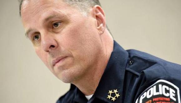 EE.UU.: Un policía de Tennessee se disculpa por esposar a niños