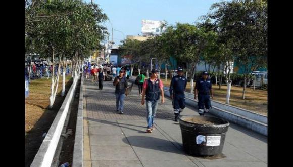 Rímac: ambulantes fueron desalojados de trébol de Caquetá