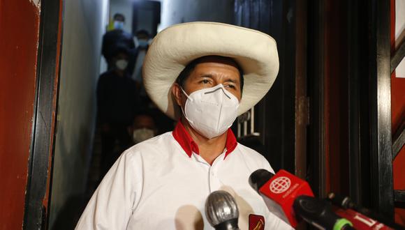 El candidato de Perú Libre también indicó que él y su equipo técnico asistirán a los debates organizados por el JNE el 23 y 30 de mayo. (Foto: El Comercio)