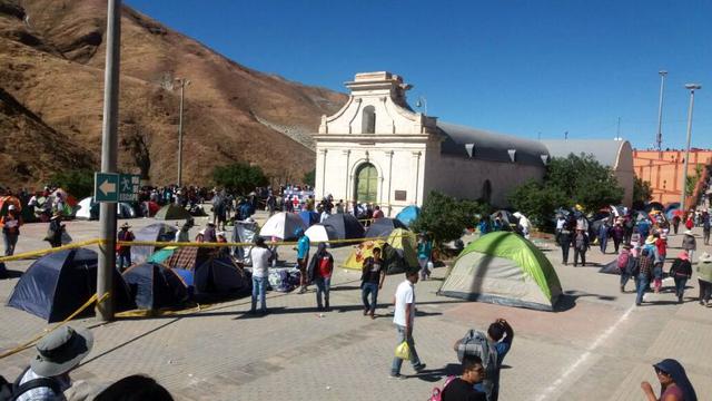 Miles de fieles peregrinaron al santuario de la Virgen de Chapi - 3