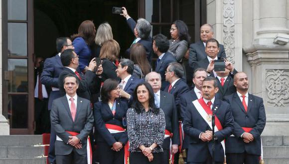 "El Ministerio del 'selfie'", por Pedro Canelo