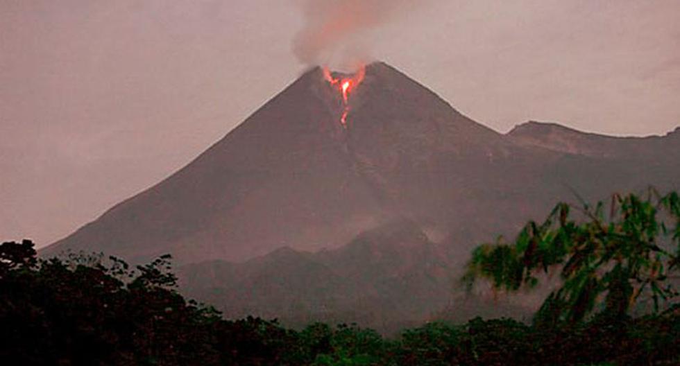 La actividad del volcán Telica fue acompañada de gases y cenizas. (Foto: Wikimedia)