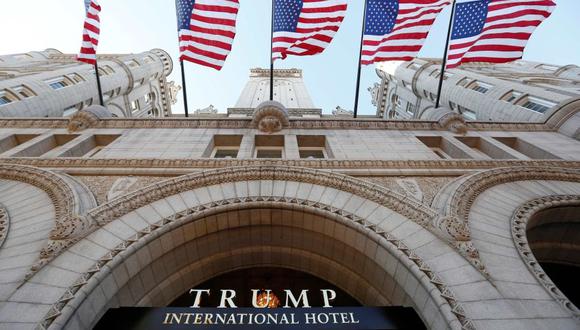 Antes de llegar a la Casa Blanca Donald Trump abrió un hotel en Washington DC. El mandatario no se ha desvinculado de ese negocio. (Reuters).