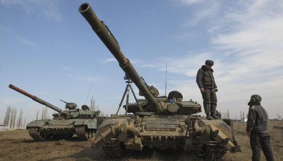 Crisis en Crimea entra en fase militar tras muerte de soldado