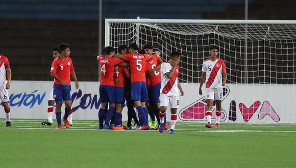 Los goles de Celi (54') y Racchumick (57') no le alcalzaron a Perú que perdió 3-2 ante Chile y terminó con su invicto en el Sudamericano Sub 17. (Foto: Twitter Sudamericano Sub 17)