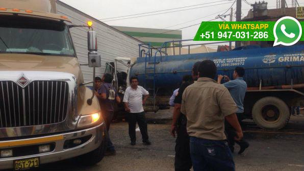 Panamericana Sur: accidente vehicular interrumpió dos vías - 1
