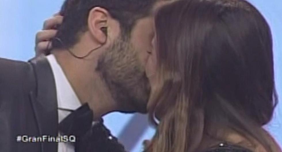 Pablo Heredia y Alessandra Fuller sellaron su amor con tierno beso en la final de \"Sueña Quinceañera\". (Foto: Captura América TV)